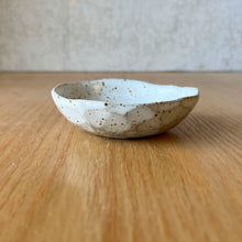 Load image into Gallery viewer, The 'Oil Dish' Speckled