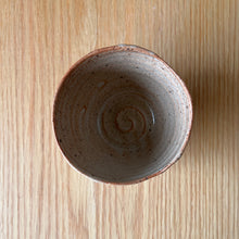 Load image into Gallery viewer, Latte Cup Shino
