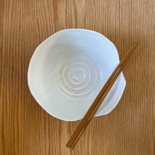 Load image into Gallery viewer, Top view White ramen Bowl faceted with chopsticks
