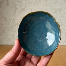 Load image into Gallery viewer, top view of turquoise blue oil dish showing glaze colour and rim
